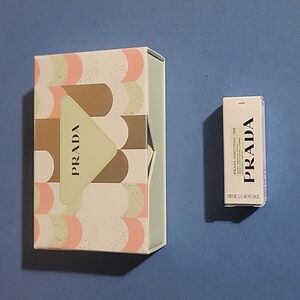 PRADA~ Holiday Lip Set Of 4 ☆☆